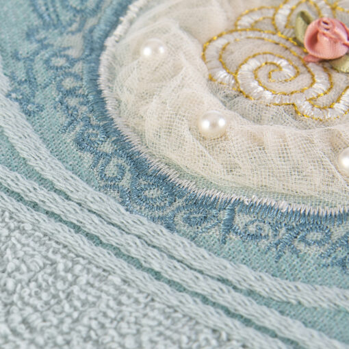 Cotton Bath Towel - Image 4