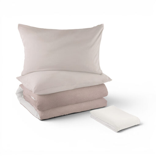Queen Fitted Sheet & Comforter Set