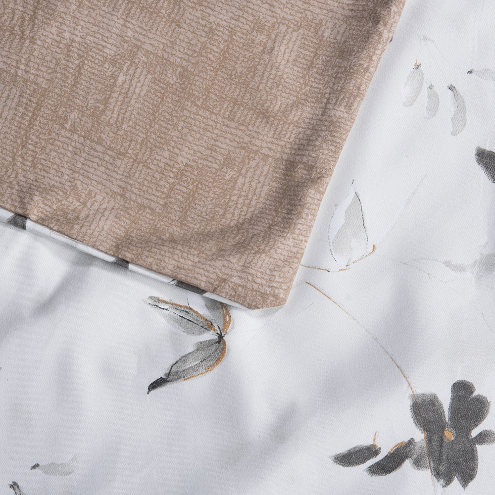Bedding Set (4 Pcs) - Image 10