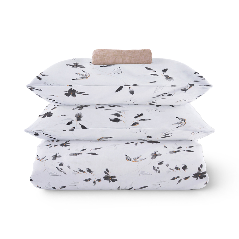 Bedding Set (4 Pcs) - Image 2